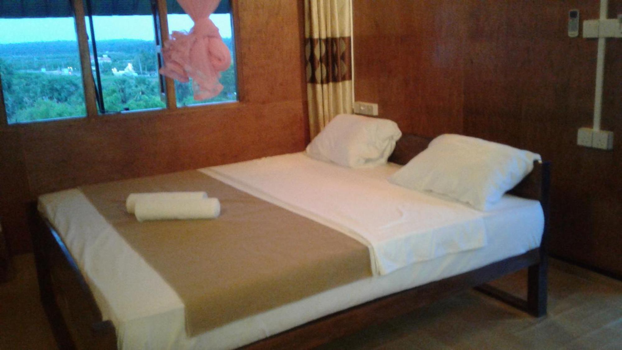 Sunntop Cabana Trincomalee Extérieur photo